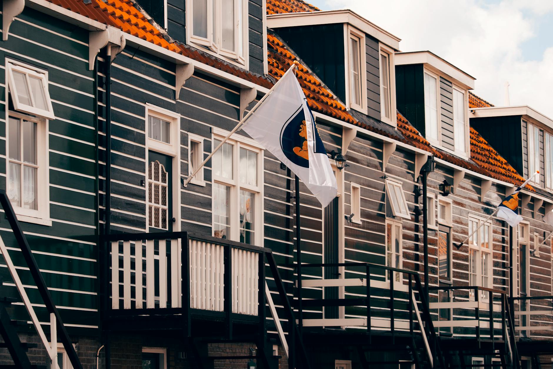 International professionals can secure lucrative opportunities with top visa sponsorship jobs Netherlands has to offer, paving the way for a successful career abroad.